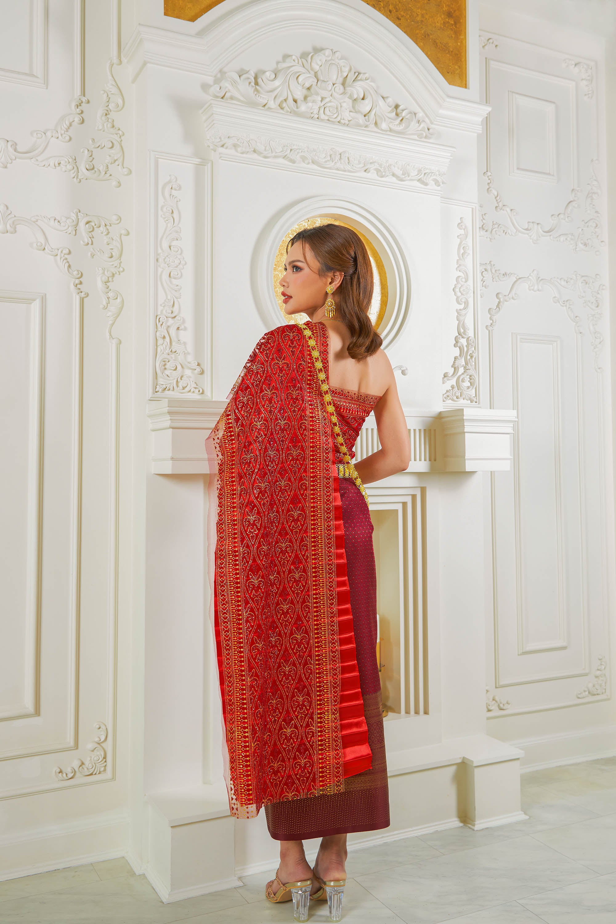 Red and gold Thai traditional dress